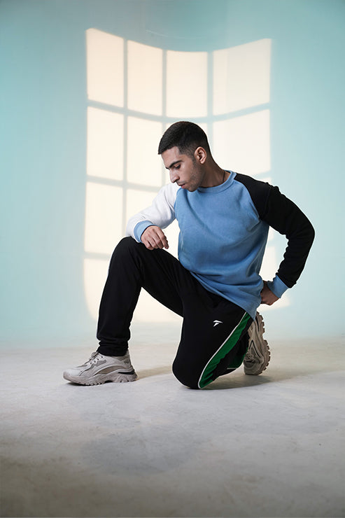 Premium Fleece Sweatshirt - S 004