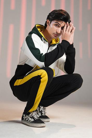 Premium Hoodies Unisex - H 004